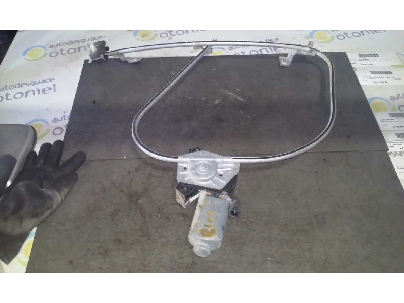 Recambio de elevalunas delantero izquierdo para renault clio i phase iii 1.4 rt referencia OEM IAM  3P 2 PIN