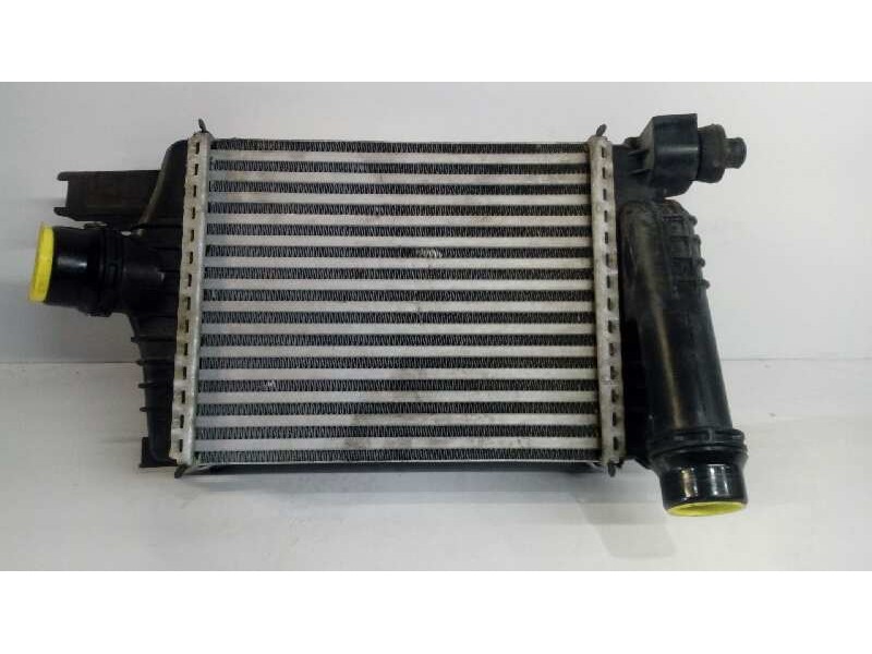 Recambio de intercooler para renault captur zen referencia OEM IAM 144961381R  26X22