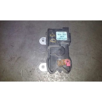 MOTOR CIERRE CENTRALIZADO DELANTERO DERECHO 957404A000 