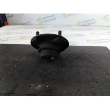 Recambio de buje para nissan almera (n16/e) acenta referencia OEM IAM  TRASERO DERECHO 