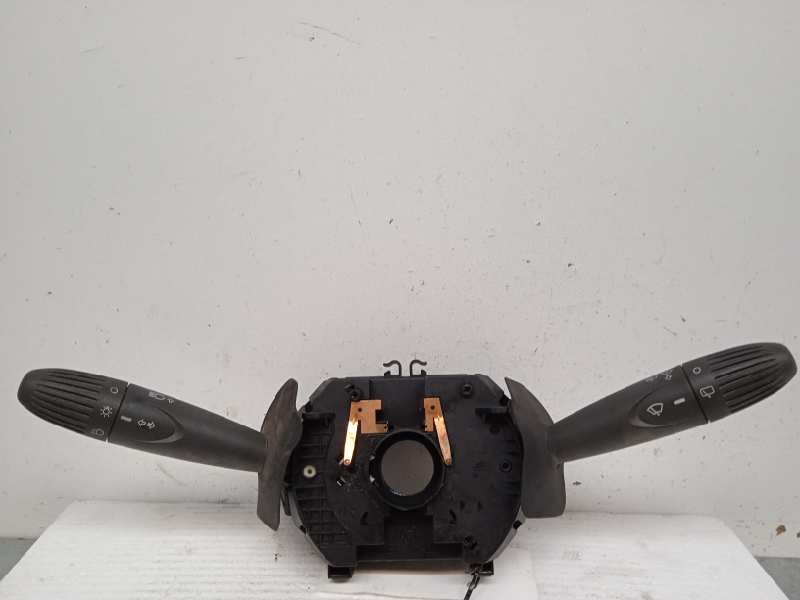 Recambio de mando multifuncion para fiat punto berlina (188) 1.2 8v referencia OEM IAM PBTA223  