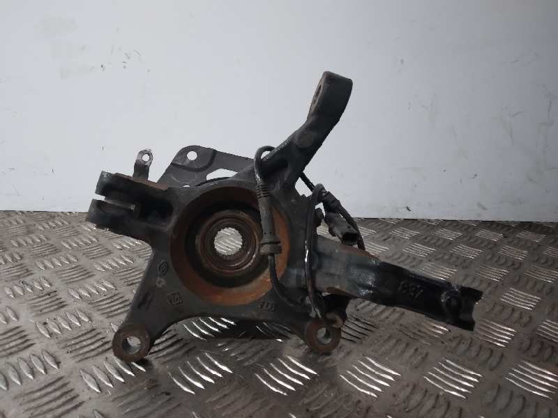 Recambio de mangueta delantera izquierda para renault captur zen referencia OEM IAM   CON SENSOR ABS