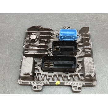 Recambio de centralita motor uce para opel insignia berlina expression referencia OEM IAM 55491705  