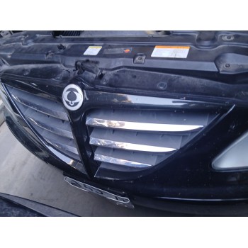 Recambio de paragolpes delantero para ssangyong rodius i 2.7 xdi referencia OEM IAM 7871121000  