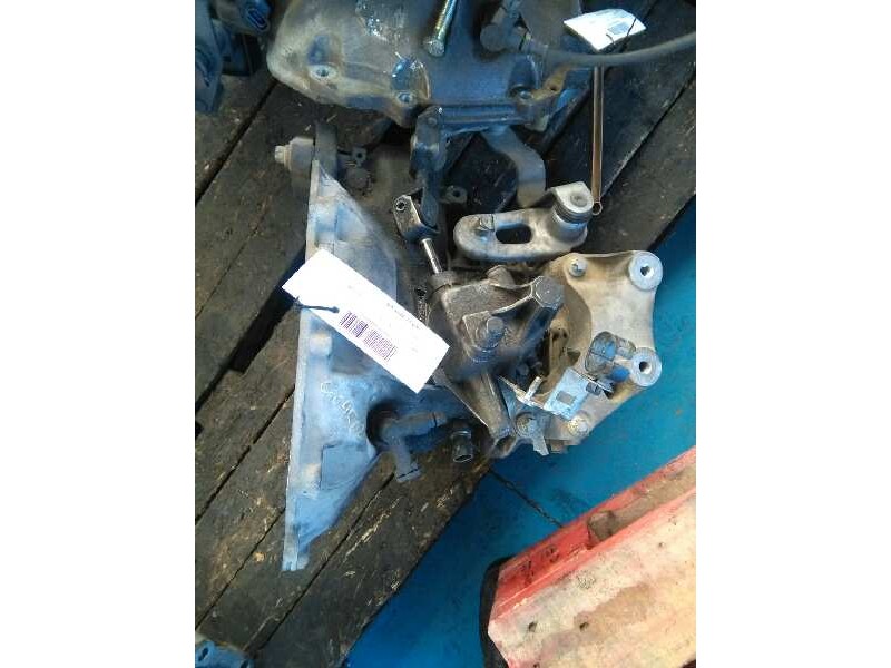 Recambio de caja cambios para opel corsa d 1.4 referencia OEM IAM B081448752JC418  5V