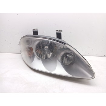 Recambio de faro derecho para ssangyong rodius i 2.7 xdi referencia OEM IAM   