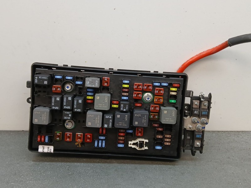 Recambio de centralita bsm para opel insignia berlina expression referencia OEM IAM 13222782  