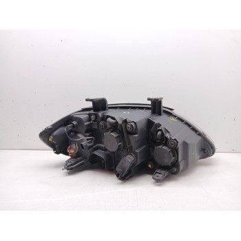 Recambio de faro izquierdo para ssangyong rodius i 2.7 xdi referencia OEM IAM a044935  