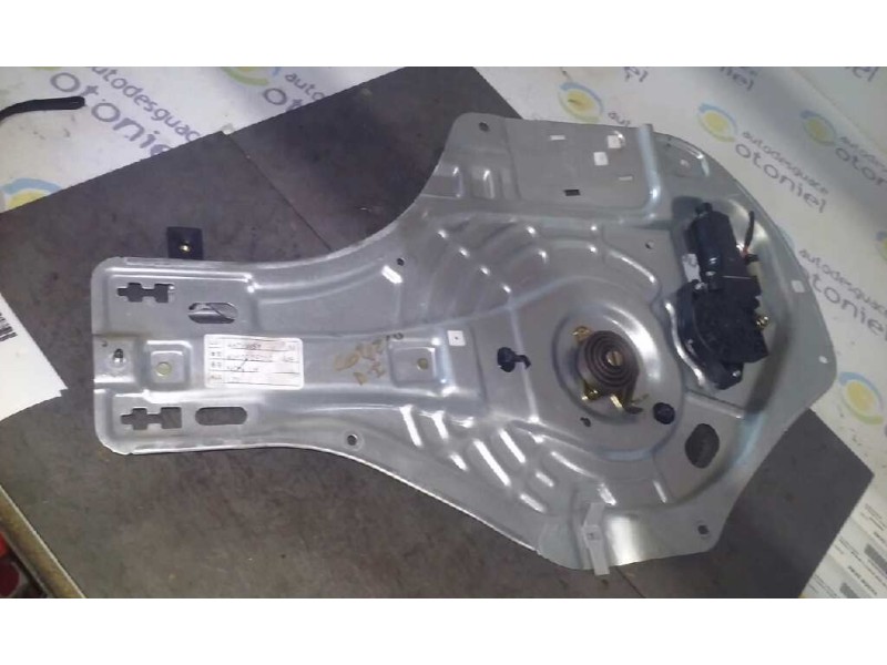 Recambio de elevalunas delantero izquierdo para hyundai tucson (jm) 2.0 crdi comfort referencia OEM IAM   