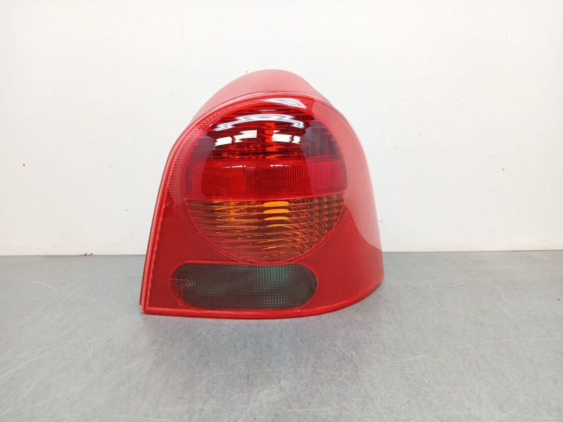 Recambio de piloto trasero derecho para renault twingo i (c06_) 1.2 (c066, c068) referencia OEM IAM 7700426320  16805232