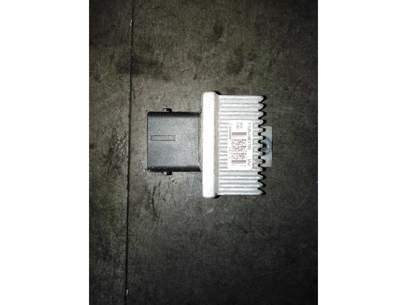 Recambio de rele para nissan juke (f15) acenta referencia OEM IAM 110678071R  