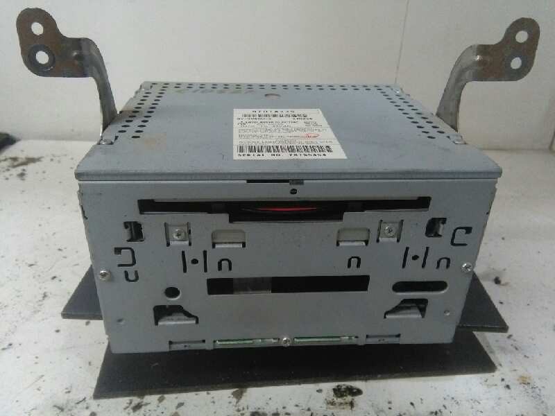 Recambio de sistema audio / radio cd para peugeot 4007 premium referencia OEM IAM 8701A225  DY3W69U2