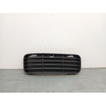 REJILLA PARAGOLPES DERECHA 6K585366A 