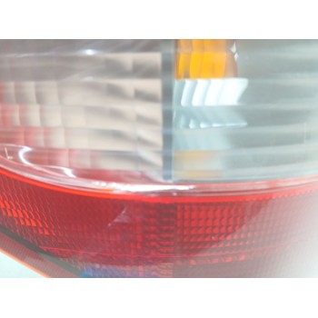 Recambio de piloto trasero izquierdo para ssangyong rodius i 2.7 xdi referencia OEM IAM 8360121  