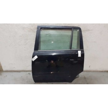 PUERTA TRASERA IZQUIERDA NEGRA GOLPEADA