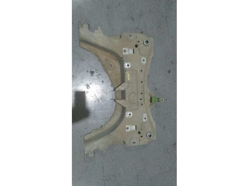 Recambio de puente delantero para renault clio iv dynamique referencia OEM IAM 544017239R  