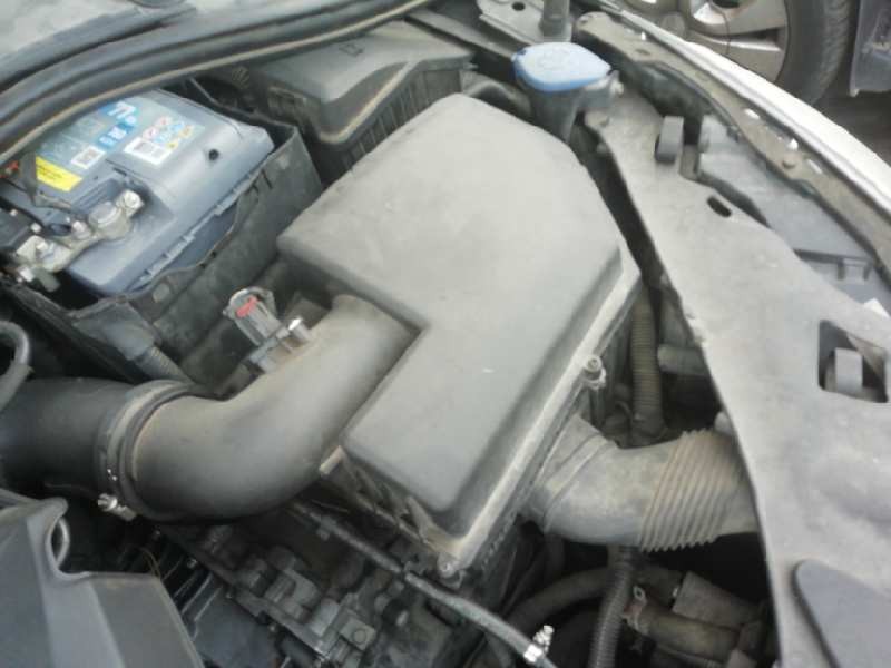 Recambio de filtro aire para volvo v60 kombi kinetic referencia OEM IAM   