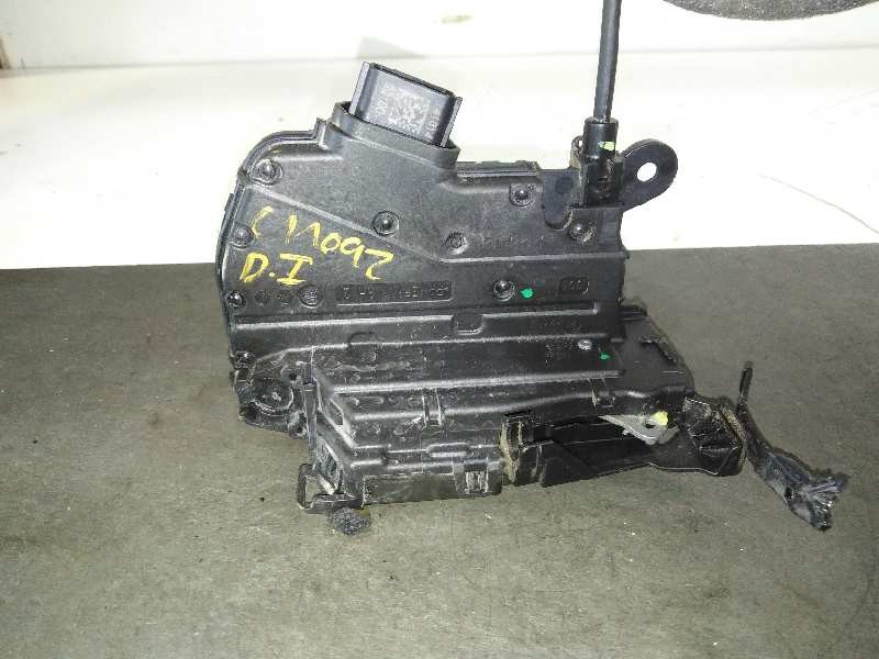 Recambio de cerradura puerta delantera derecha para renault captur expression referencia OEM IAM 805020401R 4 PIN 