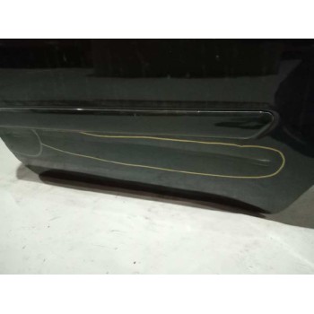 Recambio de puerta trasera izquierda para opel zafira b family referencia OEM IAM  NEGRA GOLPEADA