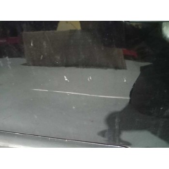 Recambio de puerta trasera izquierda para opel zafira b family referencia OEM IAM  NEGRA GOLPEADA