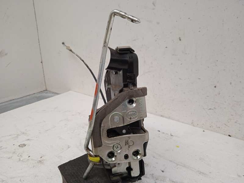 Recambio de cerradura puerta delantera izquierda para toyota urban cruiser active referencia OEM IAM 9060118  6 PINS