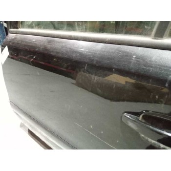 Recambio de puerta trasera izquierda para opel zafira b family referencia OEM IAM  NEGRA GOLPEADA