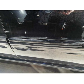 Recambio de puerta trasera izquierda para opel zafira b family referencia OEM IAM  NEGRA GOLPEADA