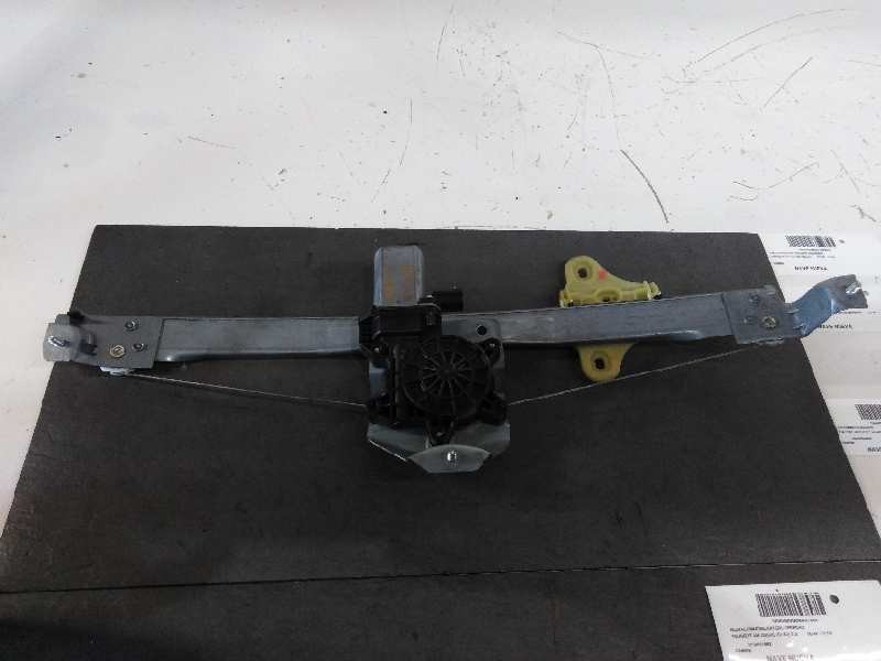 Recambio de elevalunas delantero derecho para renault captur expression referencia OEM IAM 128001471B ELECTRICO 2 PIN 