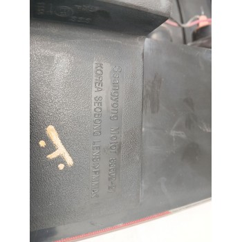 Recambio de piloto trasero derecho para ssangyong rodius i 2.7 xdi referencia OEM IAM 8360221  