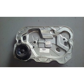 ELEVALUNAS DELANTERO DERECHO 