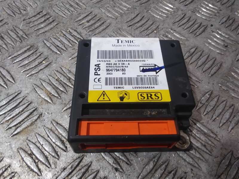 Recambio de centralita airbag para citroën c3 1.4 hdi vivace referencia OEM IAM 9647794180  