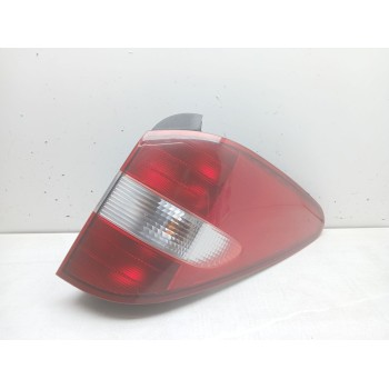 Recambio de piloto trasero derecho para ssangyong rodius i 2.7 xdi referencia OEM IAM 8360221  