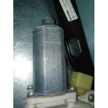 Recambio de elevalunas delantero derecho para mercedes-benz vaneo (w414) furgoneta compacta referencia OEM IAM A2308200942 ELECT