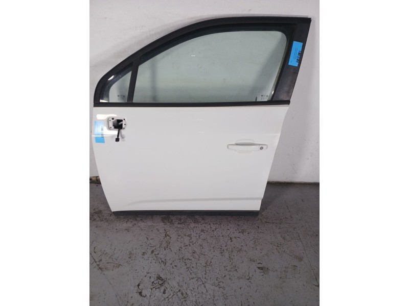 Recambio de puerta delantera izquierda para chevrolet orlando 1.8 cat referencia OEM IAM   