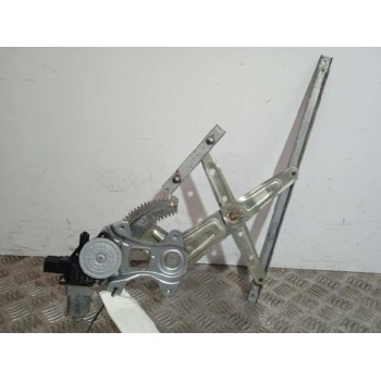 ELEVALUNAS TRASERO DERECHO 