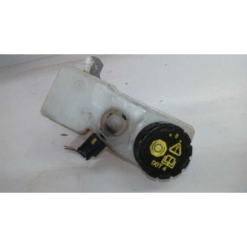 Recambio de bomba freno para renault captur zen referencia OEM IAM 460915125R  MANN+HUMMEL