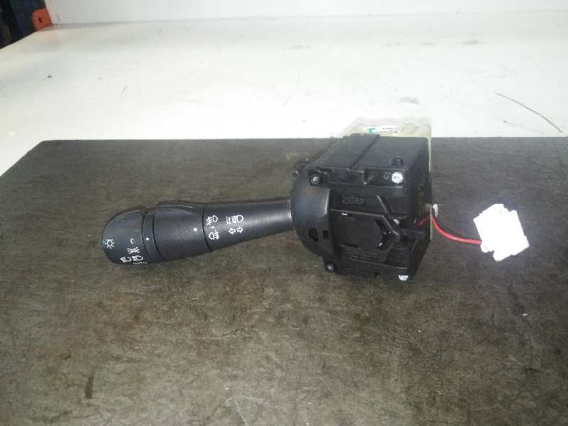 Recambio de mando intermitentes para renault captur expression referencia OEM IAM 255675887R  