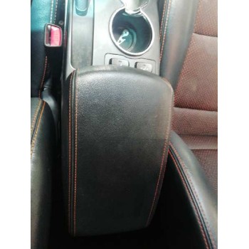 Recambio de apoyabrazos central para ssangyong korando limited 4x2 referencia OEM IAM   