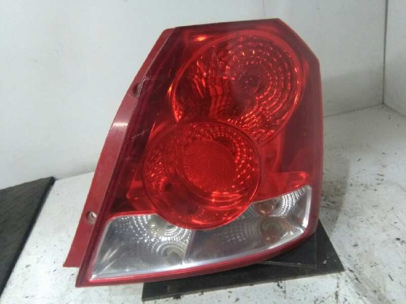 Recambio de piloto trasero derecho para daewoo kalos 1.2 se referencia OEM IAM   