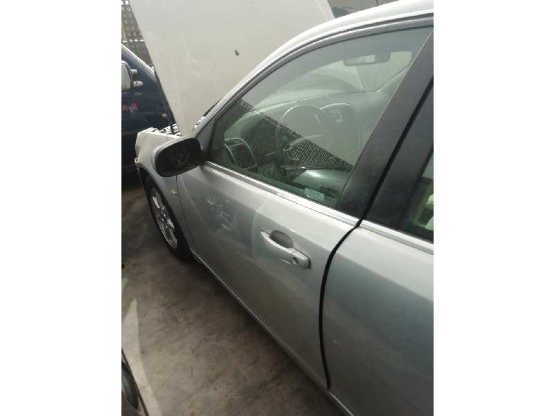 Recambio de puerta delantera izquierda para cadillac bls business referencia OEM IAM   