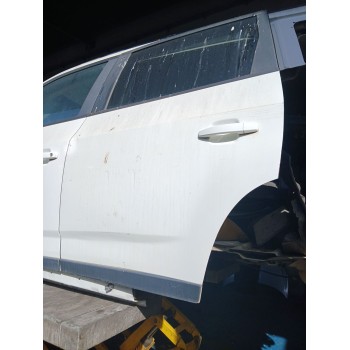 Recambio de puerta trasera izquierda para chevrolet orlando 1.8 cat referencia OEM IAM   