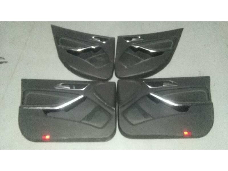 Recambio de juego tapizados / cartoneras para mercedes-benz clase gla (w156) 2.1 cdi cat referencia OEM IAM   