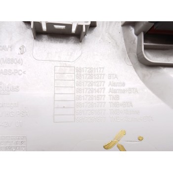 Recambio de luz interior para toyota proace verso referencia OEM IAM 96887290bj01 9825205380 9817291177