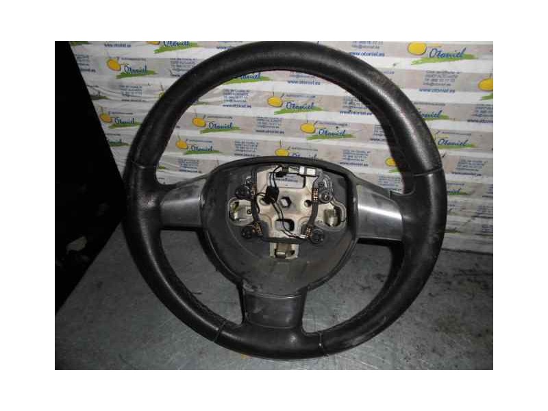 Recambio de volante para ford focus berlina (cap) trend referencia OEM IAM 4M513600EHW L --- M 3 RADIOS