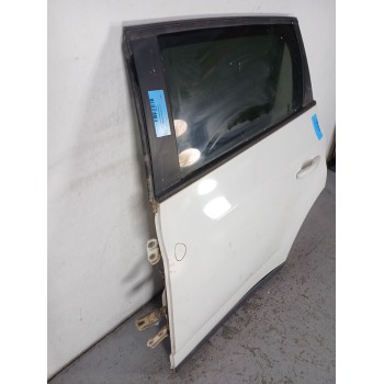 Recambio de puerta trasera izquierda para chevrolet orlando 1.8 cat referencia OEM IAM   