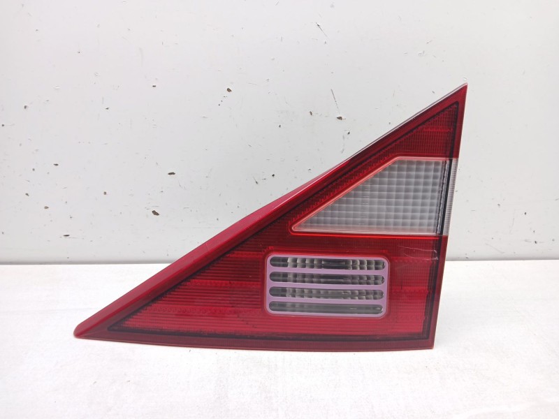 Recambio de piloto trasero derecho interior para ssangyong rodius i 2.7 xdi referencia OEM IAM   