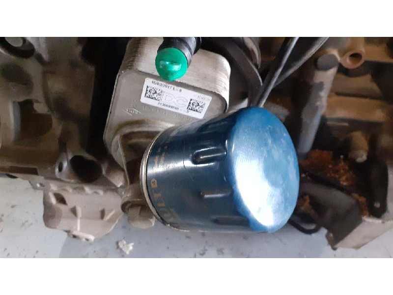 Recambio de radiador aceite para dacia sandero 1.5 dci diesel fap cat referencia OEM IAM 213059324R  