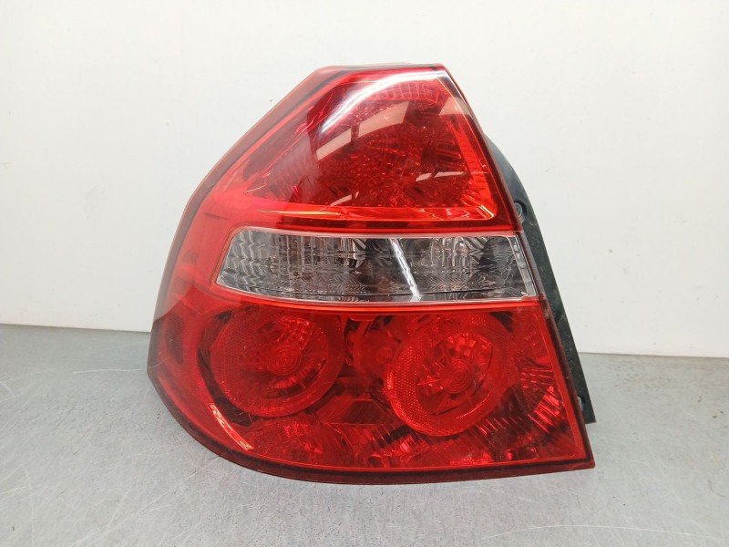 Recambio de piloto trasero izquierdo para chevrolet aveo / kalos sedán (t250, t255) 1.4 referencia OEM IAM   