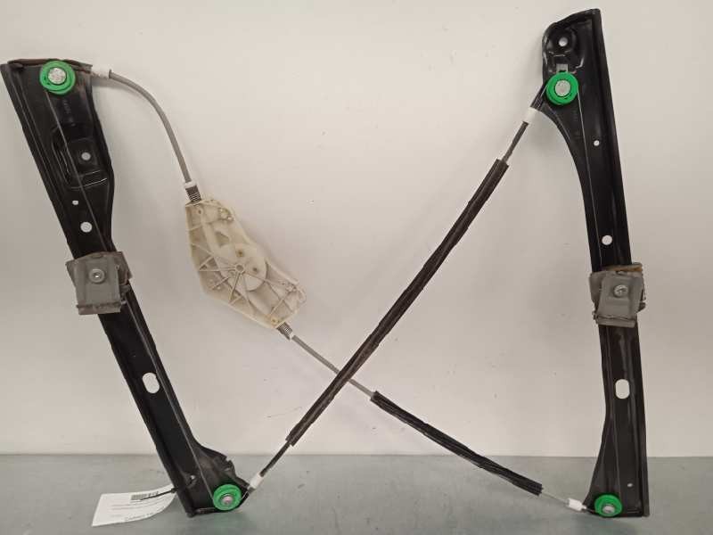 Recambio de elevalunas delantero derecho para volkswagen golf plus (5m1) 1.9 tdi referencia OEM IAM 5M0837462 ELECTRICO SOLO MEC