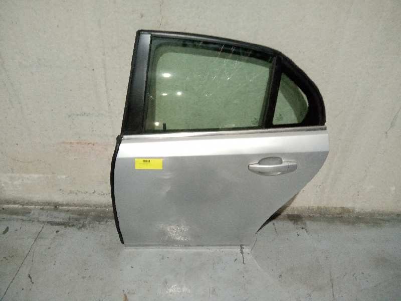 Recambio de puerta trasera izquierda para cadillac bls business referencia OEM IAM   